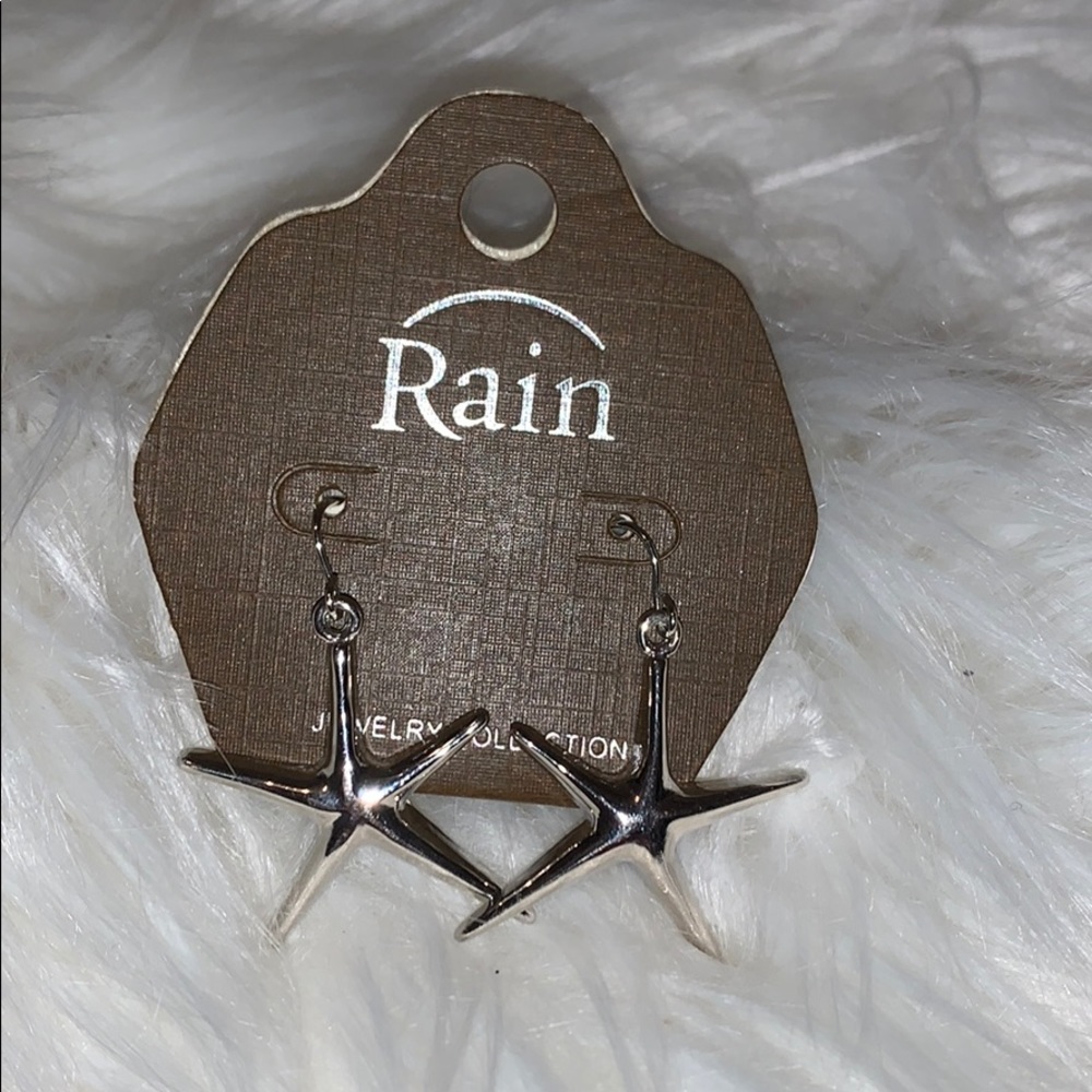 NWT nautical starfish earrings